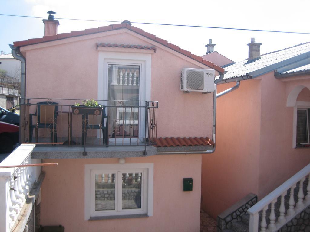 Apartment Monica Senj  Rum bild